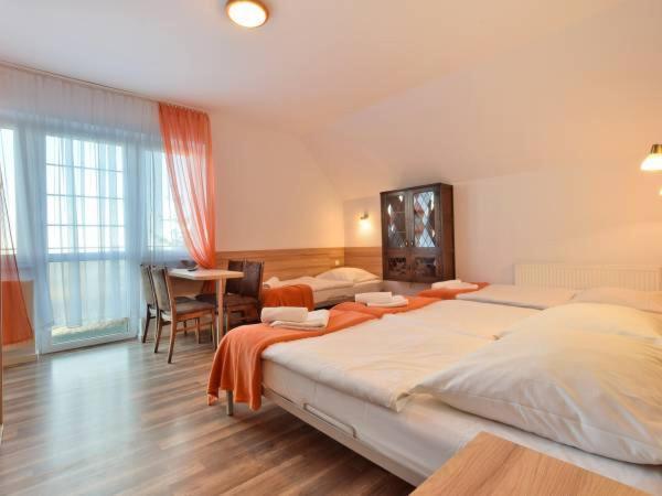 Nartorama Hotrest Bed and Breakfast Zieleniec  Buitenkant foto
